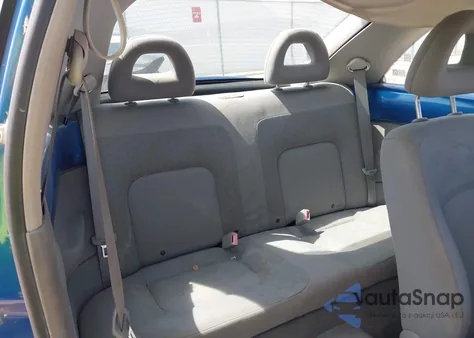 2001 Volkswagen New Beetle Gl из США, поврежденный, VIN 3VWBB21C61M461657